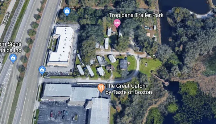 Tropicana Trailer Park Picture 4