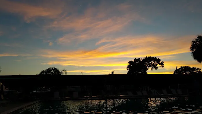 Paradise Pines Picture 6