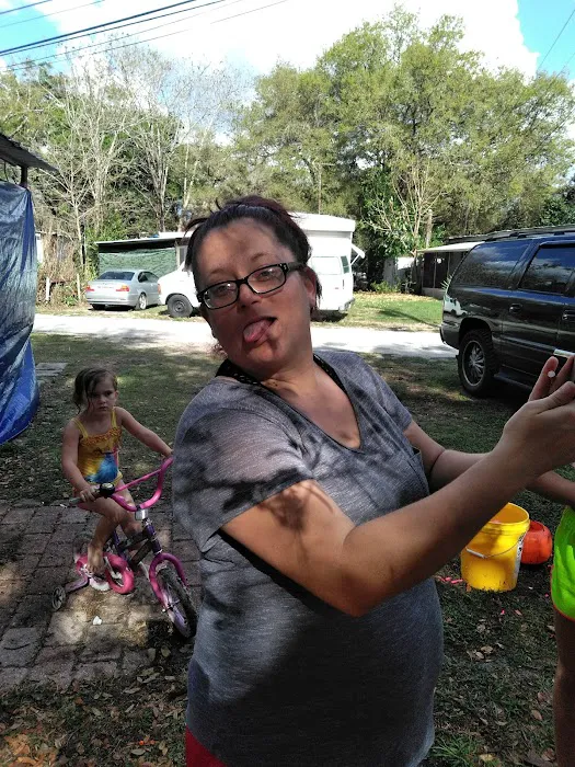 Breezewood Mobile Home Park Picture 10