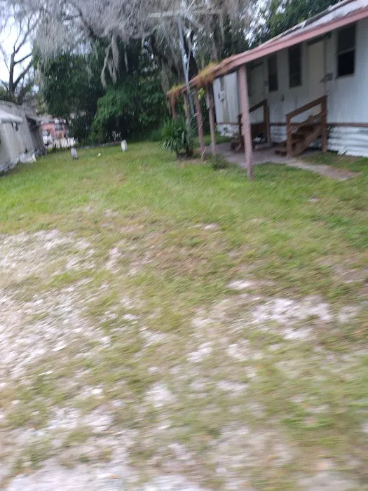 Breezewood Mobile Home Park Picture 6