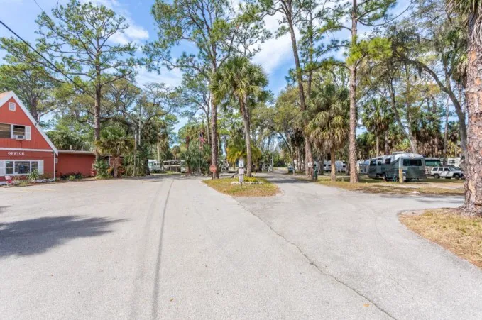 Suncoast RV Resort Picture 5