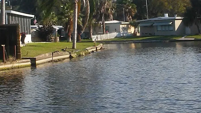Floridian Mobile Home/RV Park Picture 1