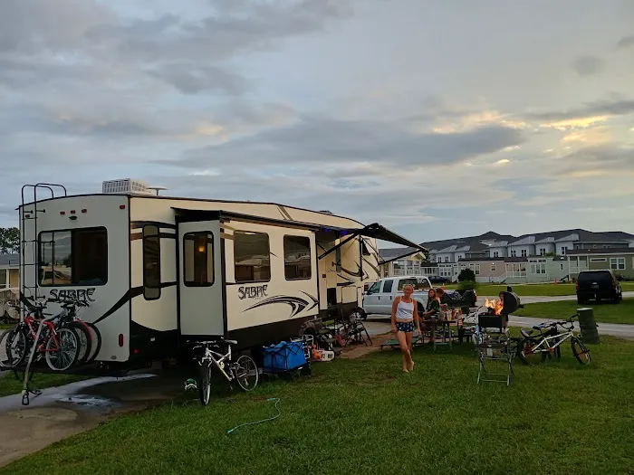 Encore Lake Magic Picture 10