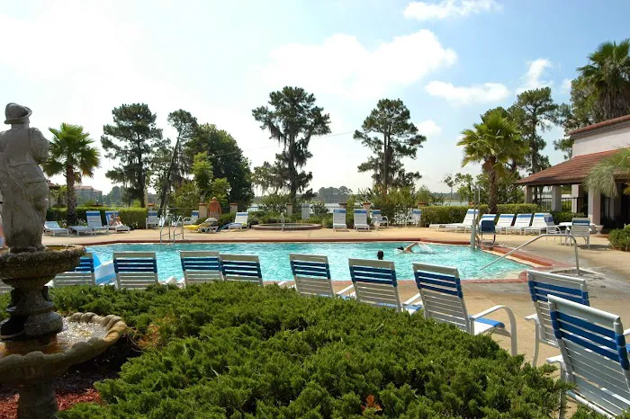 Vista Del Lago Picture 3