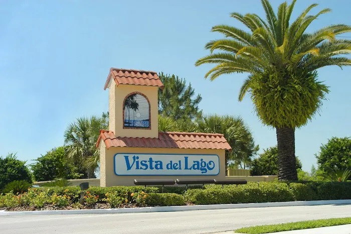 Vista Del Lago Picture 8