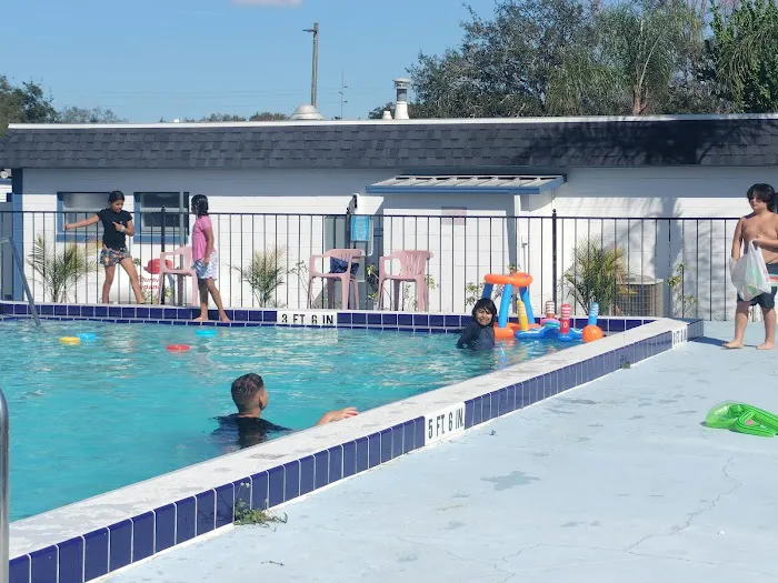 Florida Camp Inn Picture 2