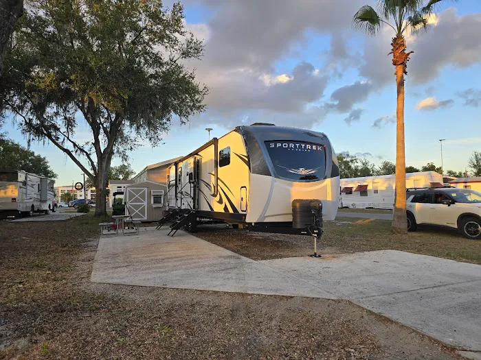Rainbow Chase RV Resort Picture 5