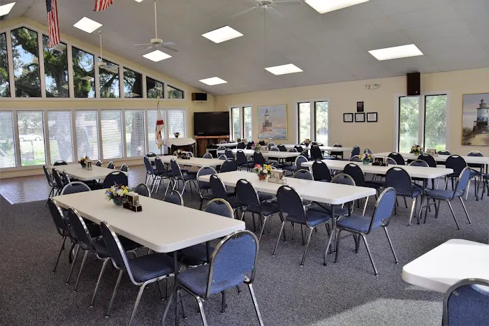 Arbor Oaks Mobile Home Park Picture 4