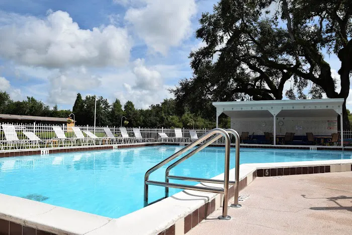 Arbor Oaks Mobile Home Park Picture 3