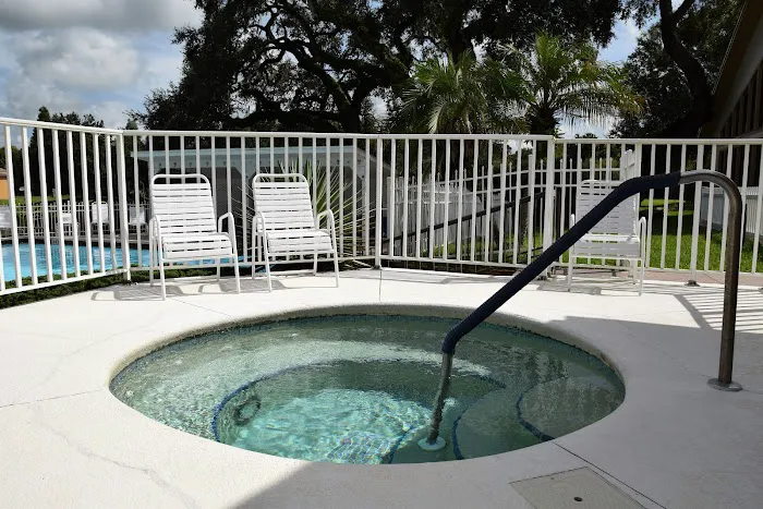 Arbor Oaks Mobile Home Park Picture 10