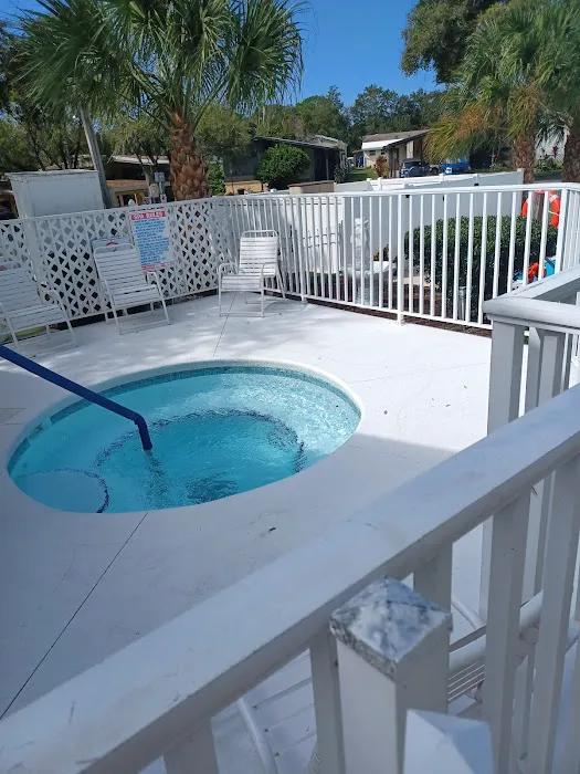 Arbor Oaks Mobile Home Park Picture 7