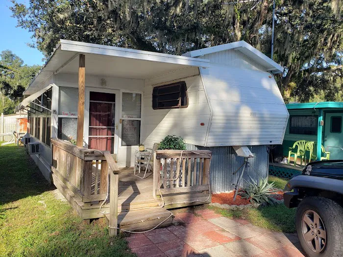Andy's Travel Trailer Park Picture 8