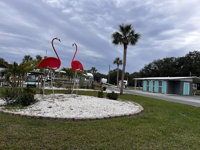 LITTLE FLAMINGO RV Picture 1
