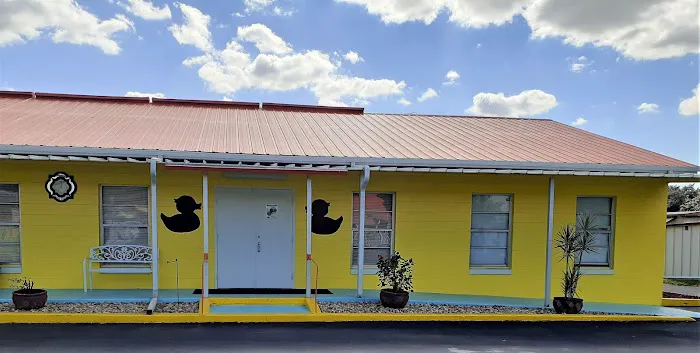 Ducky's Day Off RV Park Picture 3