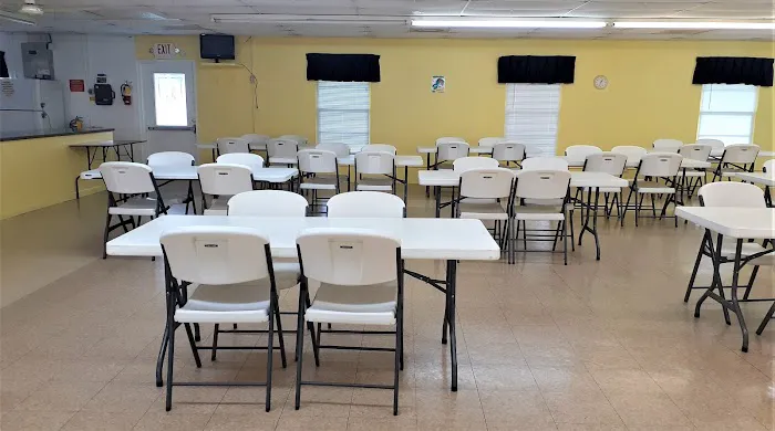 Ducky's Day Off RV Park Picture 9