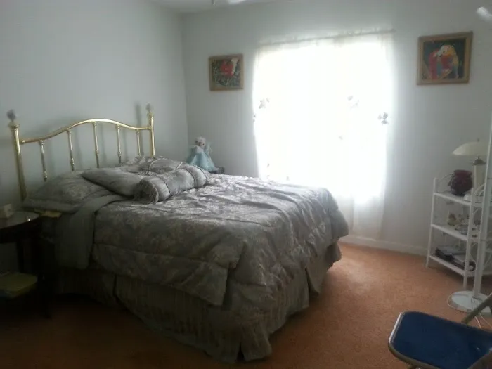 Sunnyside Mobile Home Park Picture 5