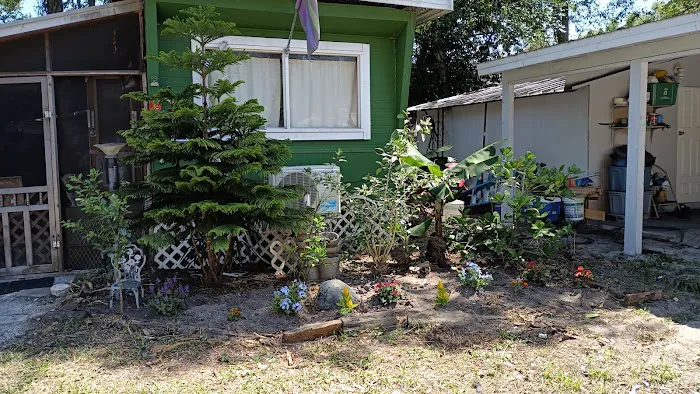 Winding Creek Mobile Home Park Picture 1