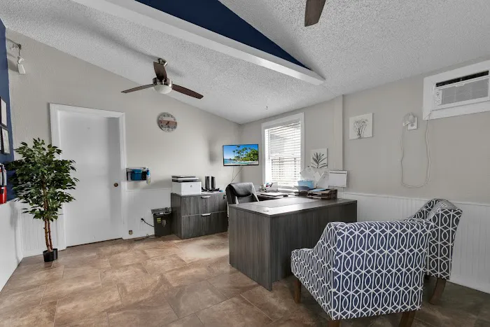 Bedrock Emerald Lake Mobile Home Community Picture 6