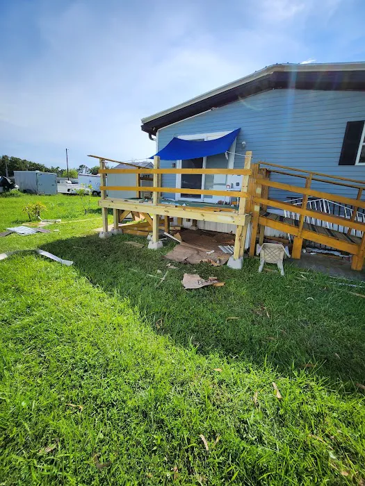 Windsor Village Picture 7