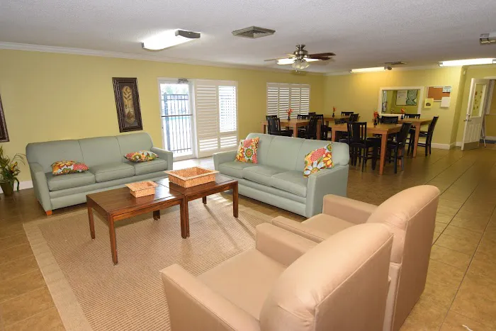 Siesta Lago Manufactured Home Community Picture 9