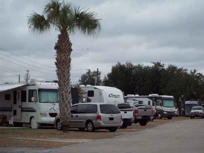 Kissimmee RV Park Picture 4