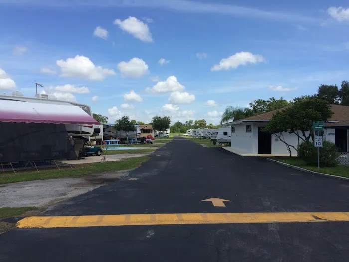 Kissimmee RV Park Picture 10