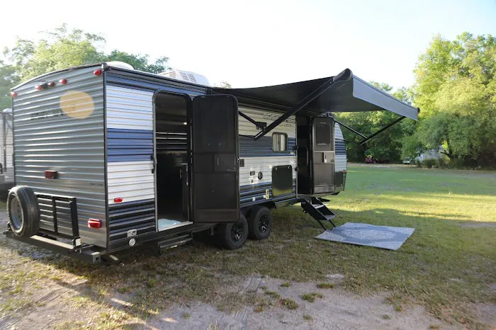 RV'S Adventure Fl Picture 4