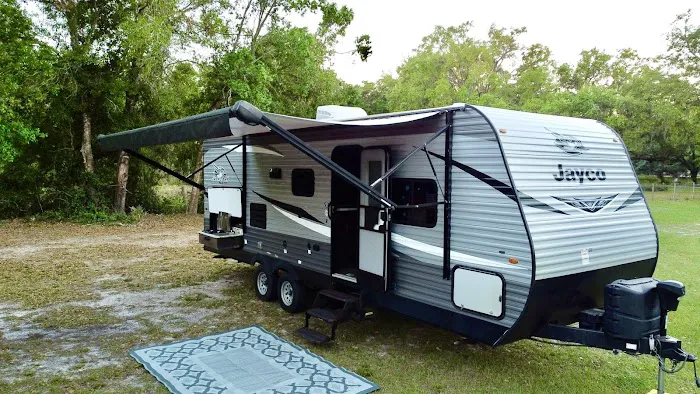 RV'S Adventure Fl Picture 8