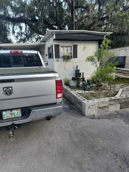Whispering Oaks Mobile Home Park Picture 2