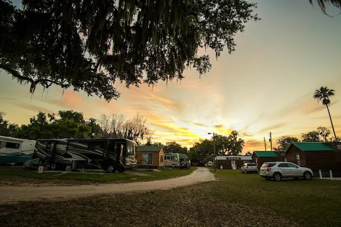 Oak Harbor RV Park Picture 1