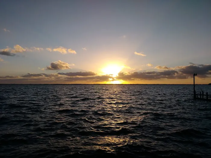 Oak Point Mobile Park Picture 5