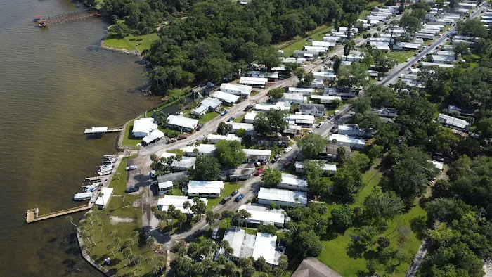 Oak Point Mobile Park Picture 8