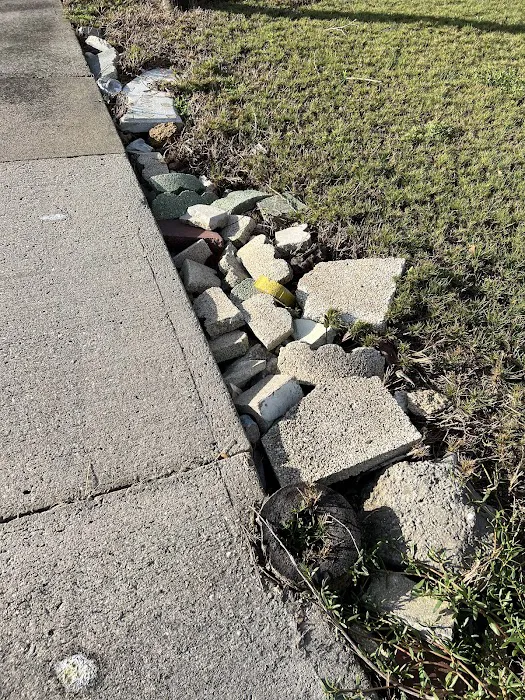 Oak Point Mobile Park Picture 6