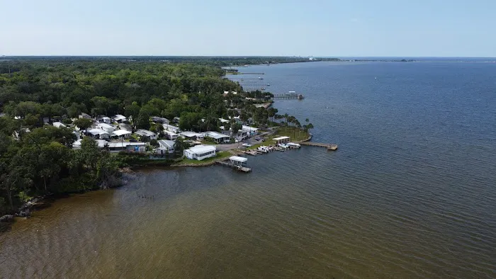 Oak Point Mobile Park Picture 4