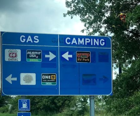 UcamP Express RV Park