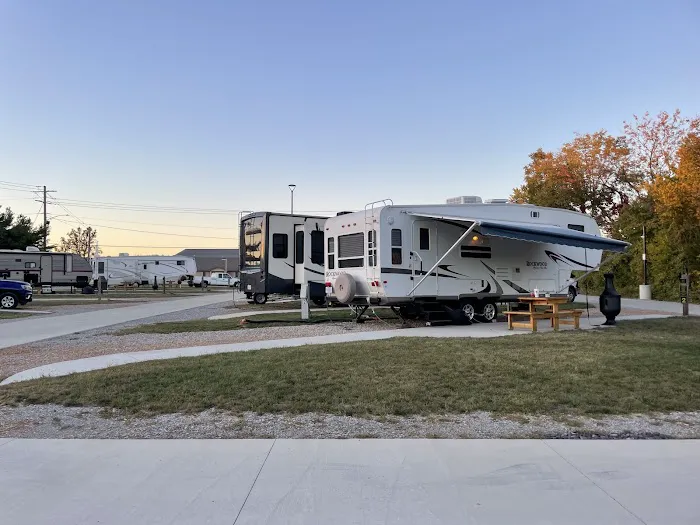 UcamP Express RV Park Picture 9