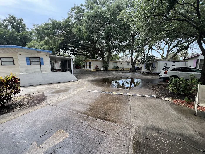 Jay May Mobile Home Park Picture 7