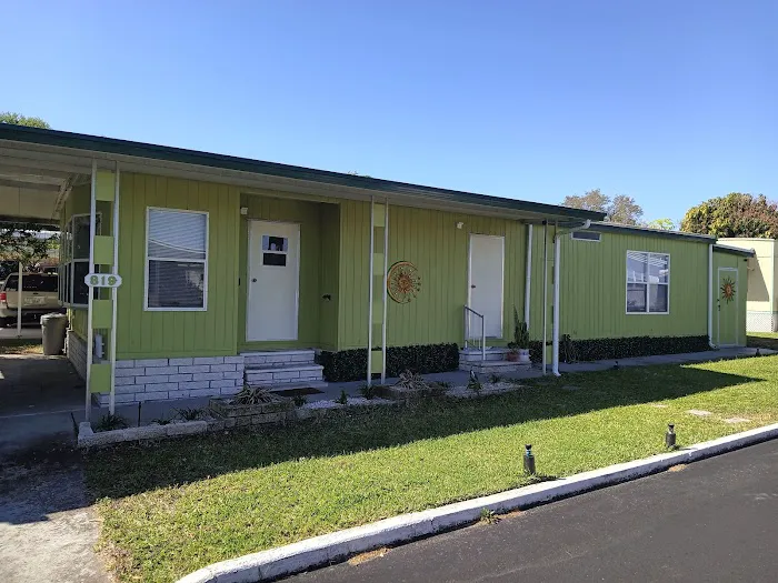 Tarponaire Mobile Home Park Picture 2