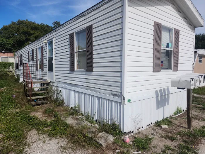 Jersey Mobile Home Park Picture 3