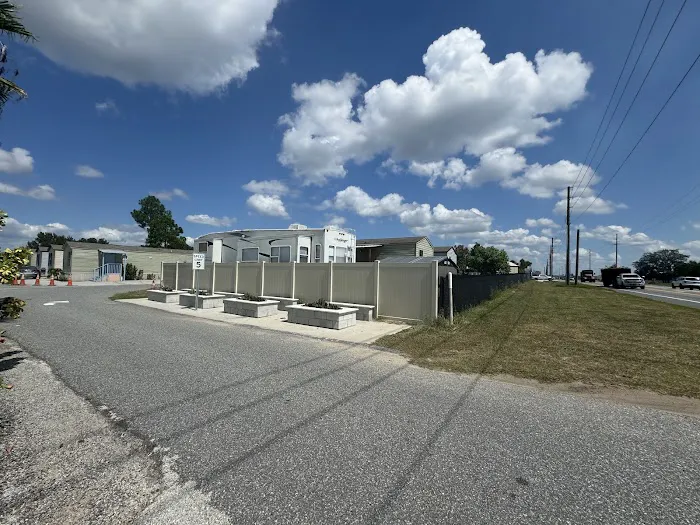 Midway RV Park Picture 3