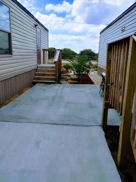 Midway RV Park Picture 7