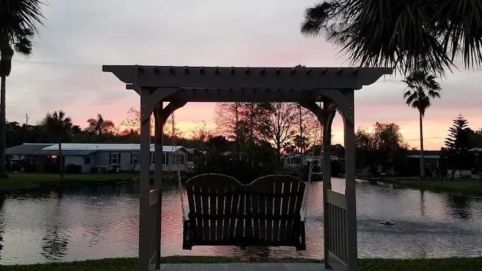 Royal Palm Village Picture 10