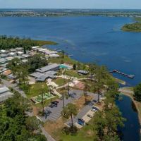 The Landings at Lake Henry ico