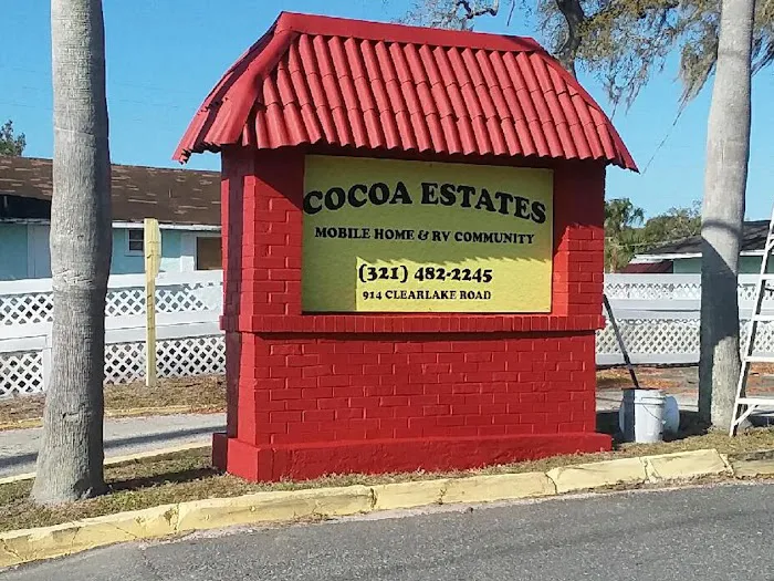 Cocoa Estates Mobile Home & RV Park Picture 2