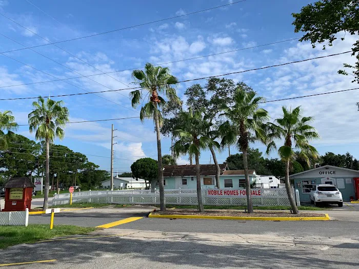 Cocoa Estates Mobile Home & RV Park Picture 1