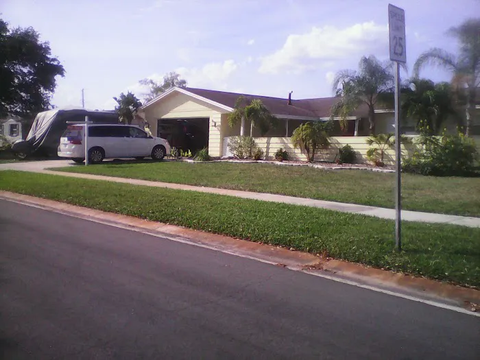 Town & Country Mobile Home Park Picture 3