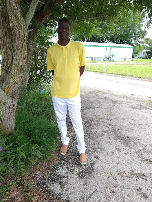 Cocoa Point Mobile Home Park Picture 1