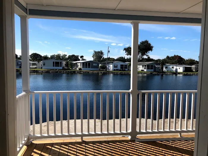 Maplewood Village Mobile Home Community Picture 2