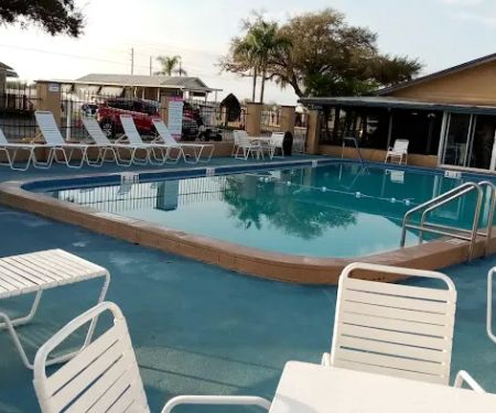 Palm View Gardens RV Resort