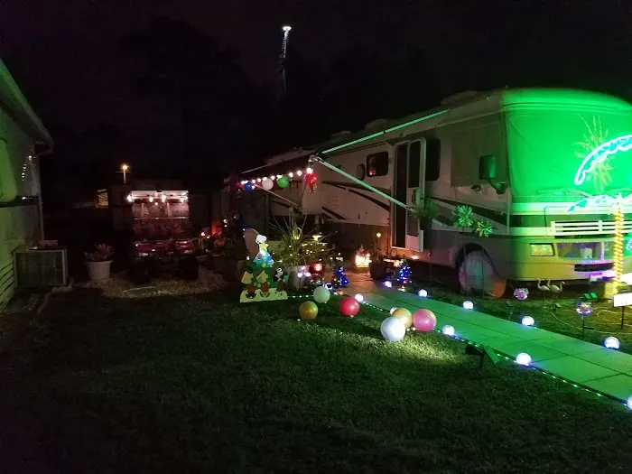 Palm View Gardens RV Resort Picture 10